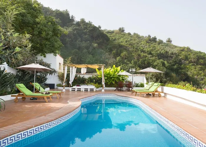 Casa El Mirlo: Paraiso Rural Con Piscina Y Hermosos Jardines En Icod De Vinos, Tenerife - Es-279-20 Villa