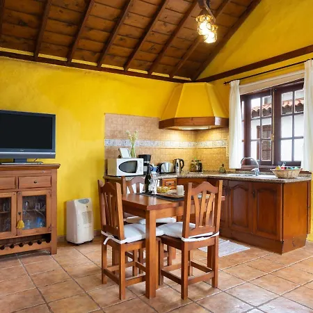 Casa El Mirlo: Paraiso Rural Con Piscina Y Hermosos Jardines En Icod De Vinos, Tenerife - Es-279-20 Вилла